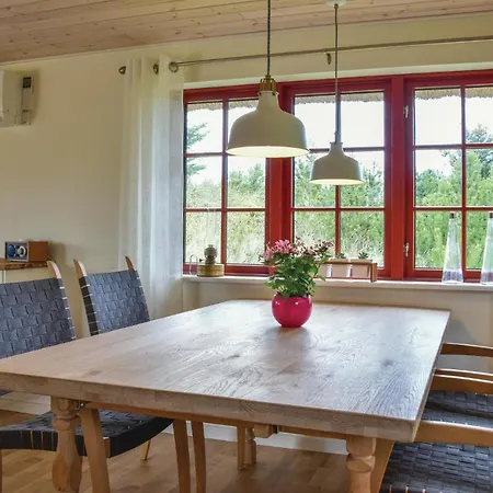 Two-bedroom Holiday In Ferienhaus *